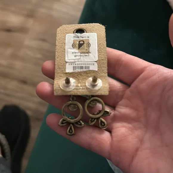 New Anthropologie aged tone pistachio rhinestone earrings mint green statement - Picture 6 of 7